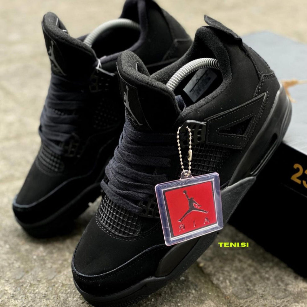 Air Jordan 4 Retro - Black Cat