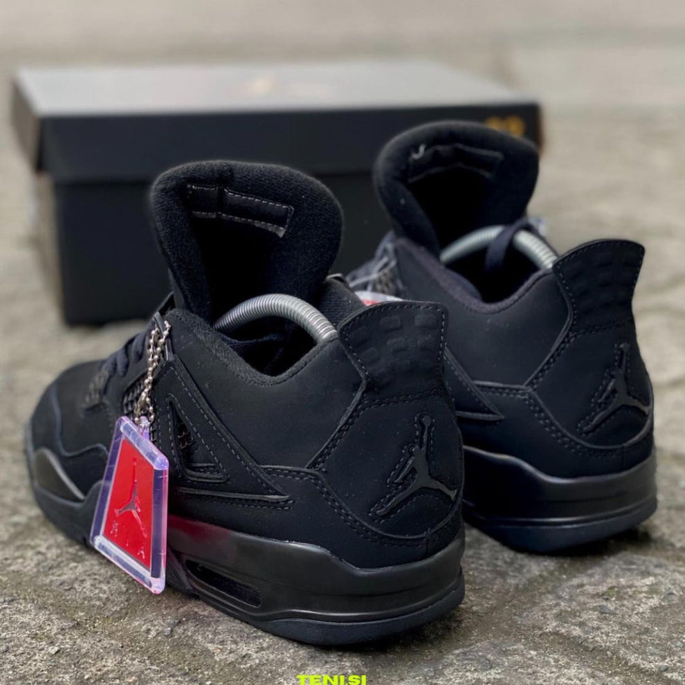 Air Jordan 4 Retro - Black Cat